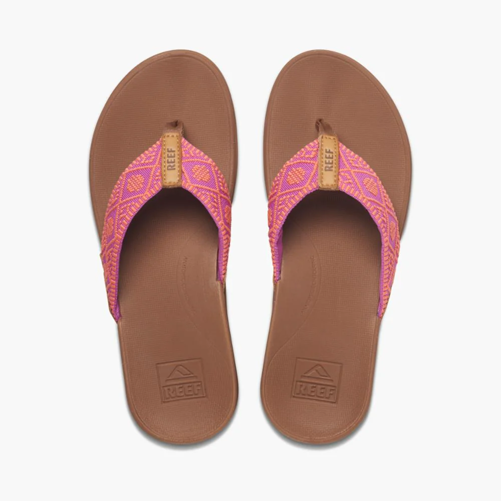 Reef Women REEF ORTHO WOVEN FUCHSIA CORAL - Image 3